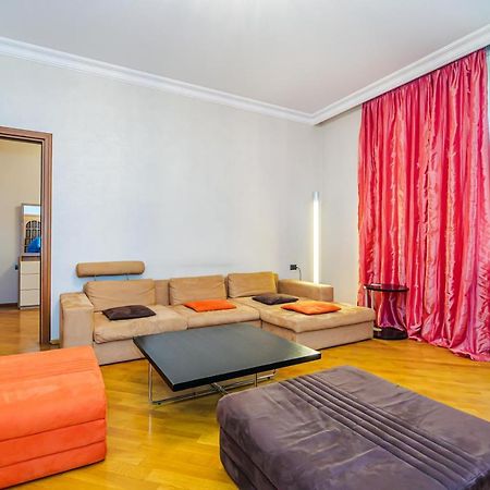 شقة Vip Apartamen Nizami Street باكو المظهر الخارجي الصورة